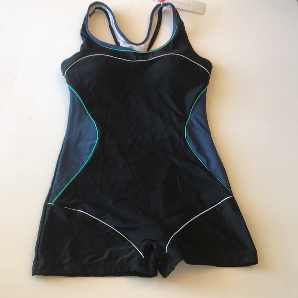Relibeauty women’s boy leg Sports swimwear S